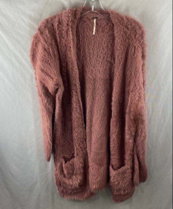 NWOT Free People Cozy Faux Fur Teddy Cardigan in Dusty Rose size L - Picture 2 of 6